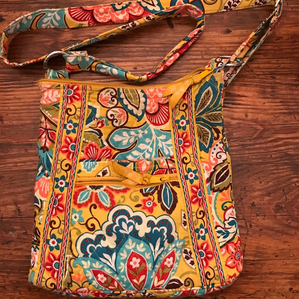 Vera Bradley Cross Body purse